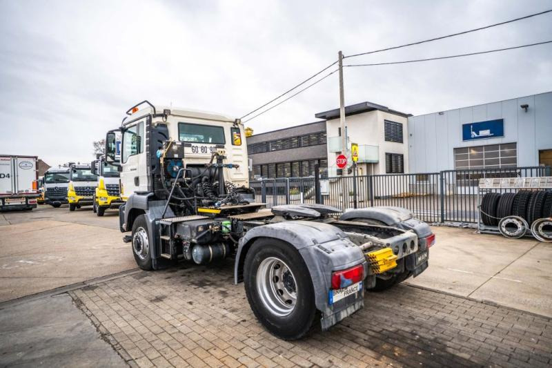 MAN TGS 18.400 BLS 4X4H+SEMI-MIXER 12M3 - Betongbil: bild 3 MAN TGS 18.400 BLS 4X4H+SEMI-MIXER 12M3 - Betongbil: bild 3