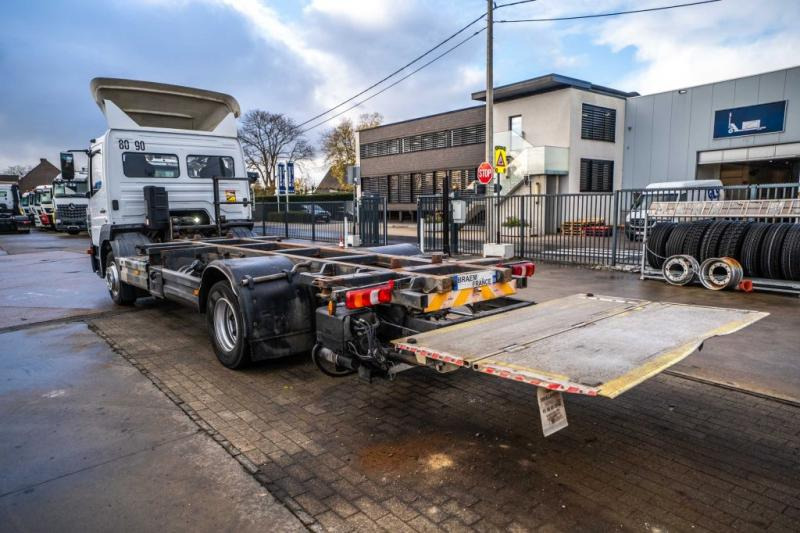 Mercedes ATEGO 1224 // HAYON DHOLLANDIA - Containerbil/ Växelflak lastbil: bild 5 Mercedes ATEGO 1224 // HAYON DHOLLANDIA - Containerbil/ Växelflak lastbil: bild 5