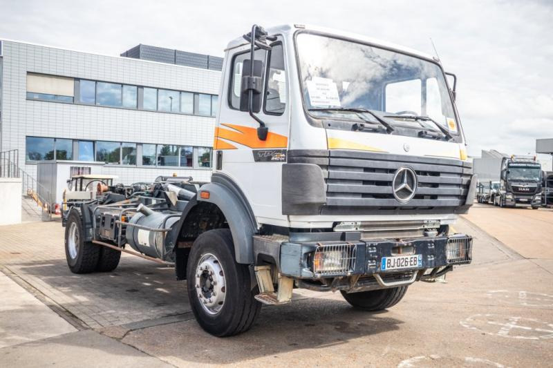 Mercedes SK 2024 HN - Lastväxlare lastbil: bild 2 Mercedes SK 2024 HN - Lastväxlare lastbil: bild 2