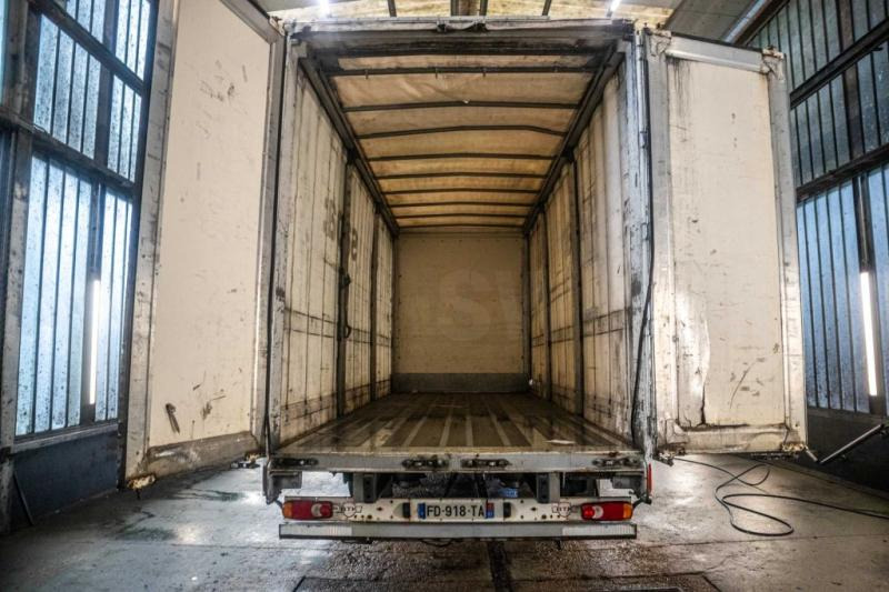 ROBUSTE-KAISER GRAND VOLUME+TOIT DECOUVRABLE - Kapellsläp: bild 5 ROBUSTE-KAISER GRAND VOLUME+TOIT DECOUVRABLE - Kapellsläp: bild 5