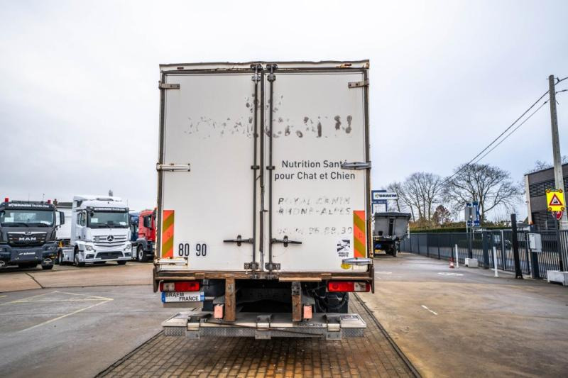 Renault D 19 280 WIDE + DHOLLANDIA 3 T. - Lastbil med skåp: bild 4 Renault D 19 280 WIDE + DHOLLANDIA 3 T. - Lastbil med skåp: bild 4