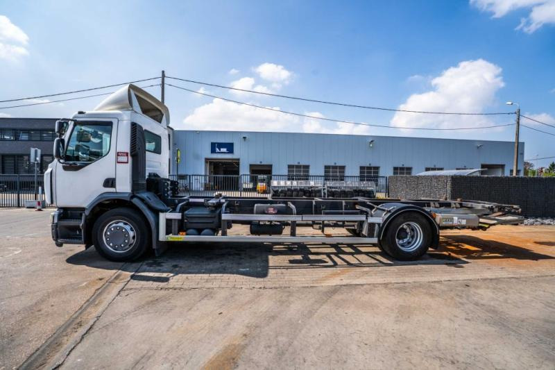 Renault D WIDE 380 DXI - Containerbil/ Växelflak lastbil: bild 2 Renault D WIDE 380 DXI - Containerbil/ Växelflak lastbil: bild 2