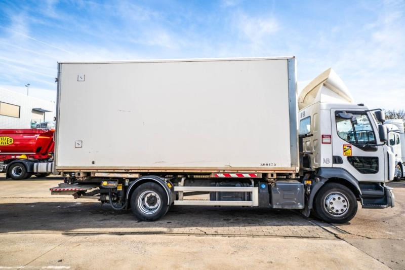 Renault D14 250 // HAYON DHOLLANDIA - Lastbil med skåp: bild 3 Renault D14 250 // HAYON DHOLLANDIA - Lastbil med skåp: bild 3