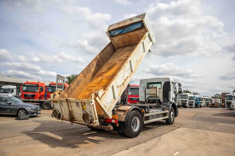 Renault PREMIUM 320DXI+BIBENNE+REMORQUANT - Tippbil lastbil: bild 3 Renault PREMIUM 320DXI+BIBENNE+REMORQUANT - Tippbil lastbil: bild 3