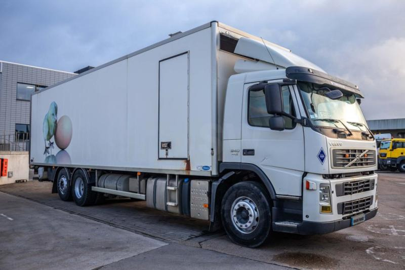 Volvo FM340+POUSSIN/CHICKEN/KUIKEN/KÛKEN - Kylbil lastbil: bild 2 Volvo FM340+POUSSIN/CHICKEN/KUIKEN/KÛKEN - Kylbil lastbil: bild 2
