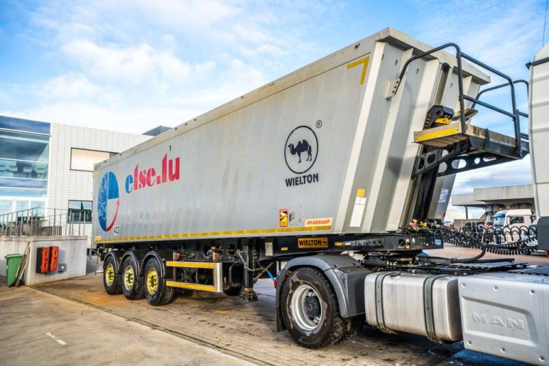 Wielton WIELTON-ALU-52M2(GRAIN/CEREALIERE/GETREIDE) - Tippbil semitrailer: bild 2 Wielton WIELTON-ALU-52M2(GRAIN/CEREALIERE/GETREIDE) - Tippbil semitrailer: bild 2