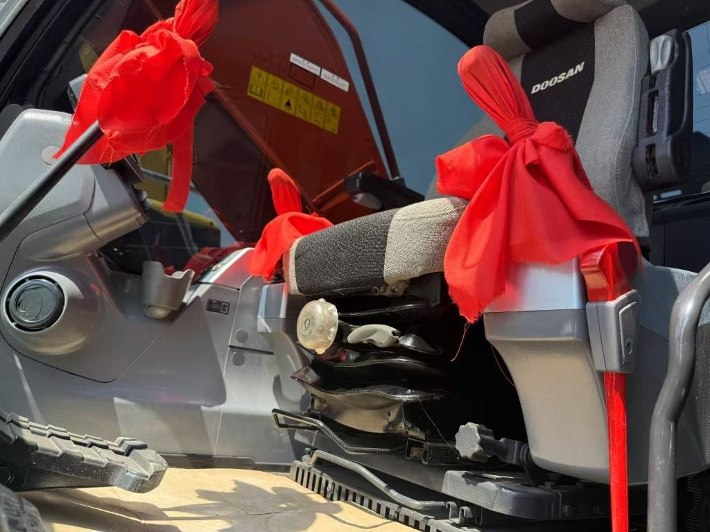 Doosan DX 340 - Bandgrävare: bild 4 Doosan DX 340 - Bandgrävare: bild 4