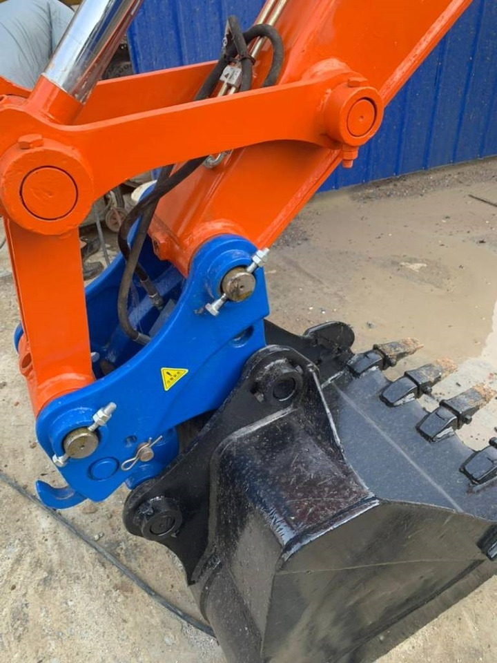 Doosan DX 75-9 C - Minigrävmaskin: bild 4 Doosan DX 75-9 C - Minigrävmaskin: bild 4