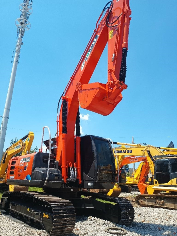 Ny Bandgrävare Hitachi ZX 200: bild 9 Ny Bandgrävare Hitachi ZX 200: bild 9