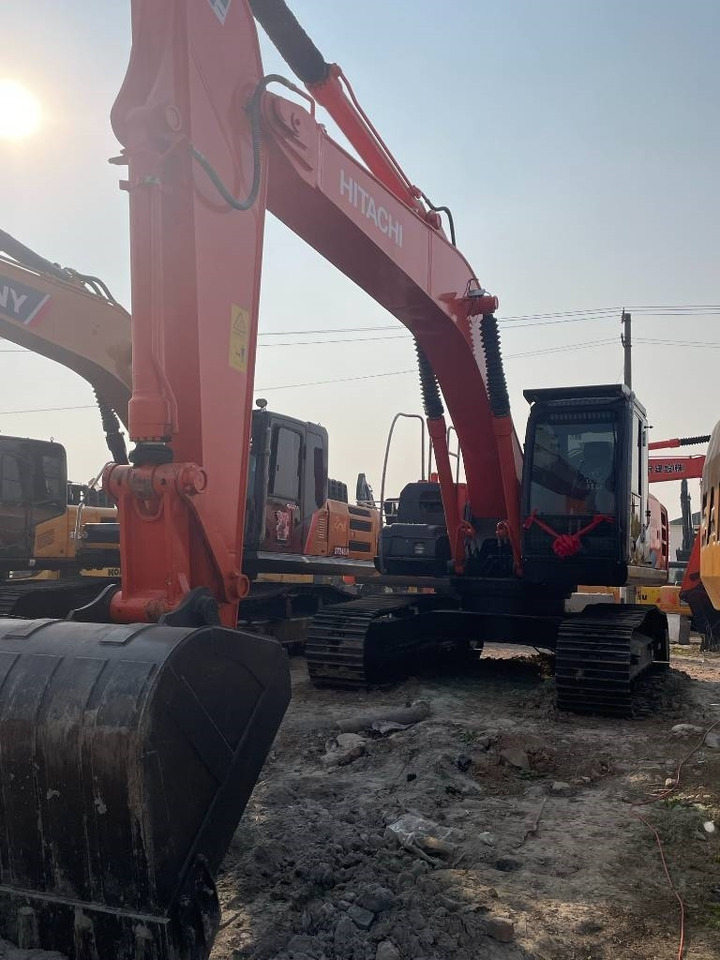 Hitachi ZX 210 - Bandgrävare: bild 4 Hitachi ZX 210 - Bandgrävare: bild 4