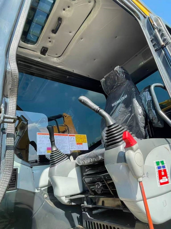 Komatsu PC 130  - Bandgrävare: bild 4 Komatsu PC 130  - Bandgrävare: bild 4