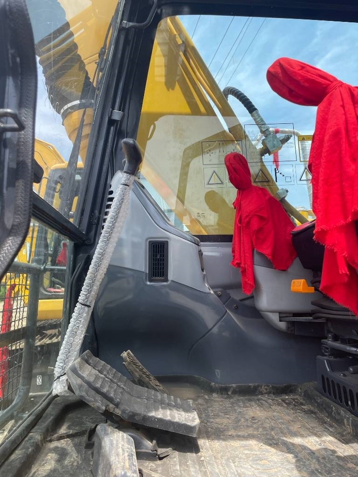 Komatsu PC 130 - Bandgrävare: bild 4 Komatsu PC 130 - Bandgrävare: bild 4