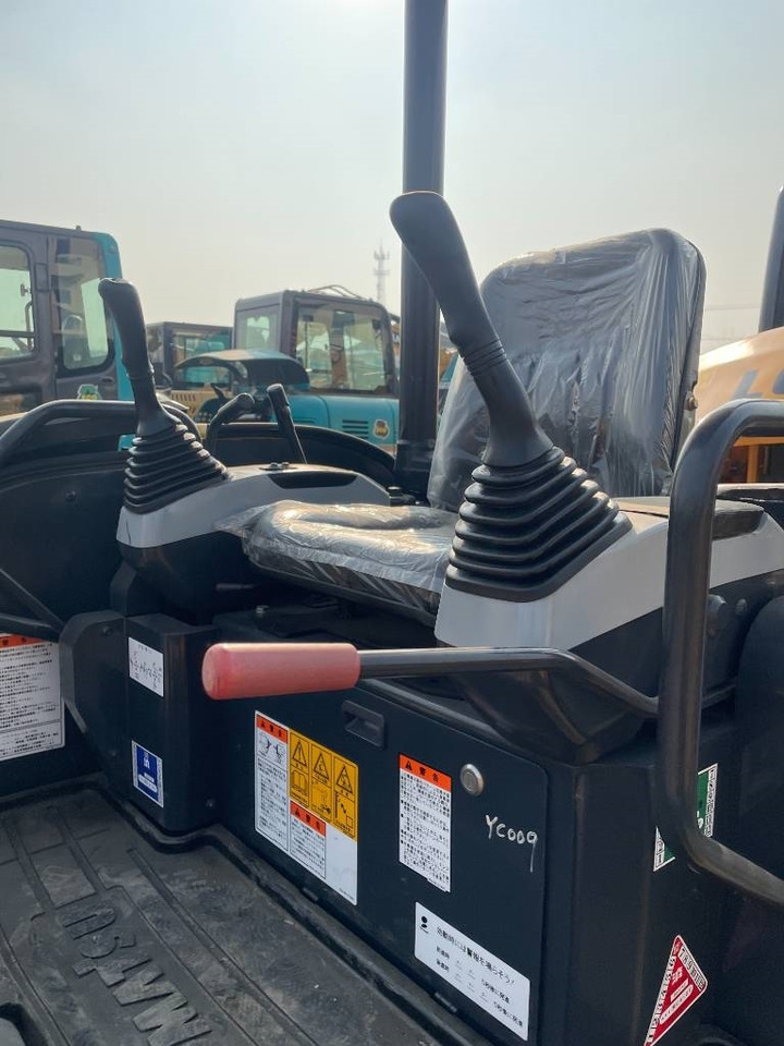 Komatsu PC 35 - Minigrävmaskin: bild 4 Komatsu PC 35 - Minigrävmaskin: bild 4