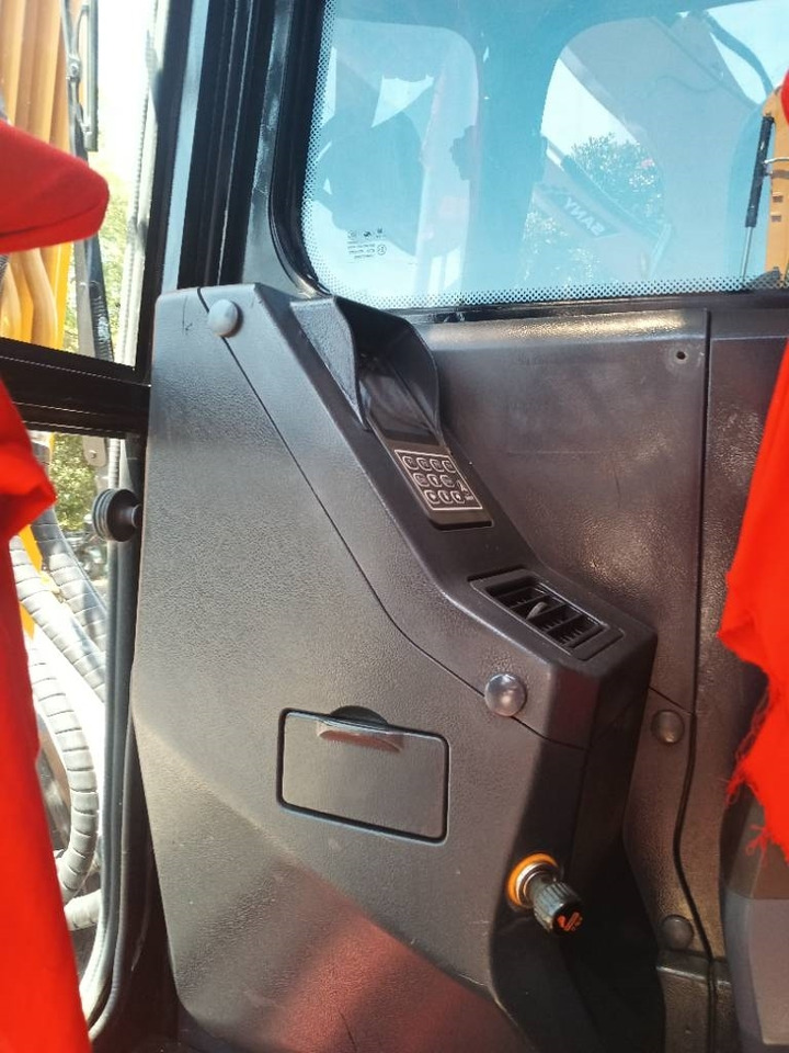 Sany 60c - Bandgrävare: bild 4 Sany 60c - Bandgrävare: bild 4