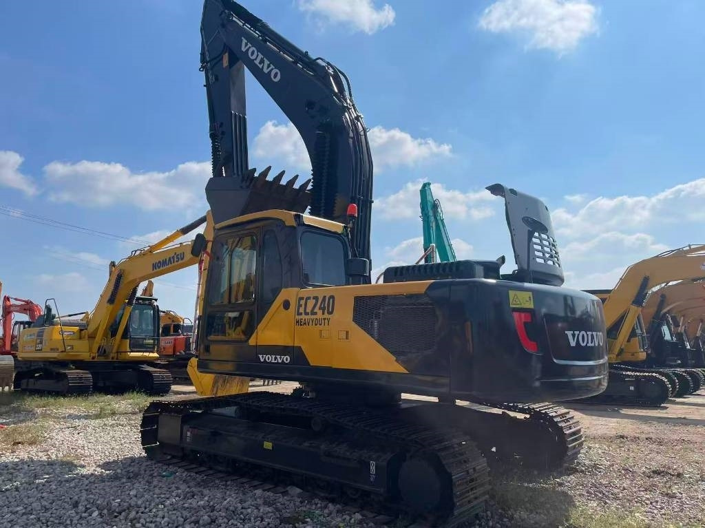 Volvo EC 240 - Bandgrävare: bild 2 Volvo EC 240 - Bandgrävare: bild 2