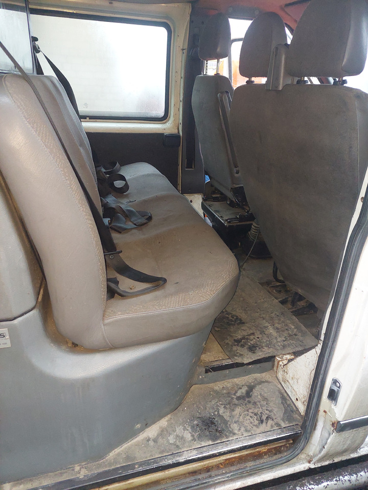 FORD - Dubbelhytt transportbil: bild 4 FORD - Dubbelhytt transportbil: bild 4