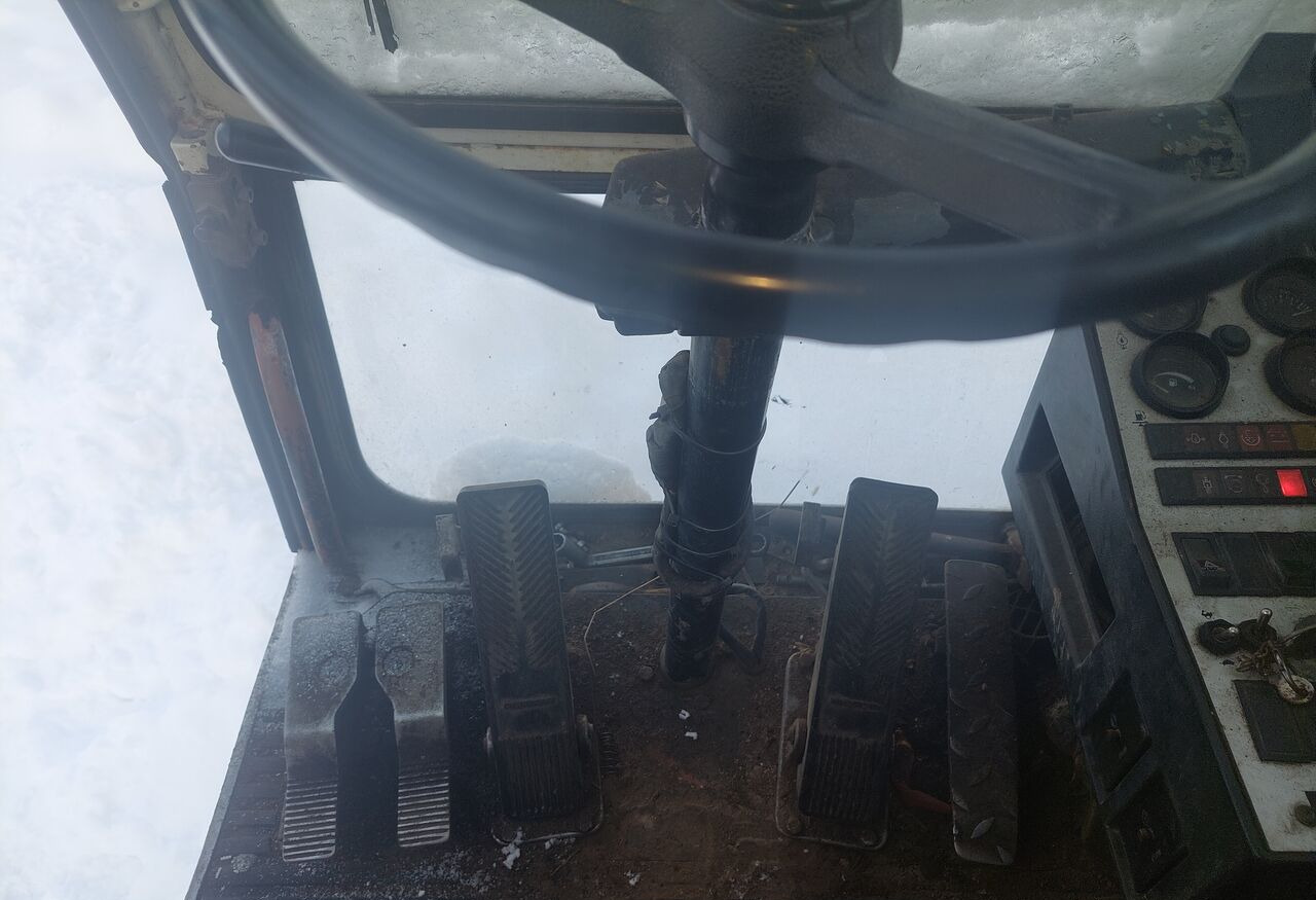 Grävmaskin på däck Liebherr 900A: bild 13