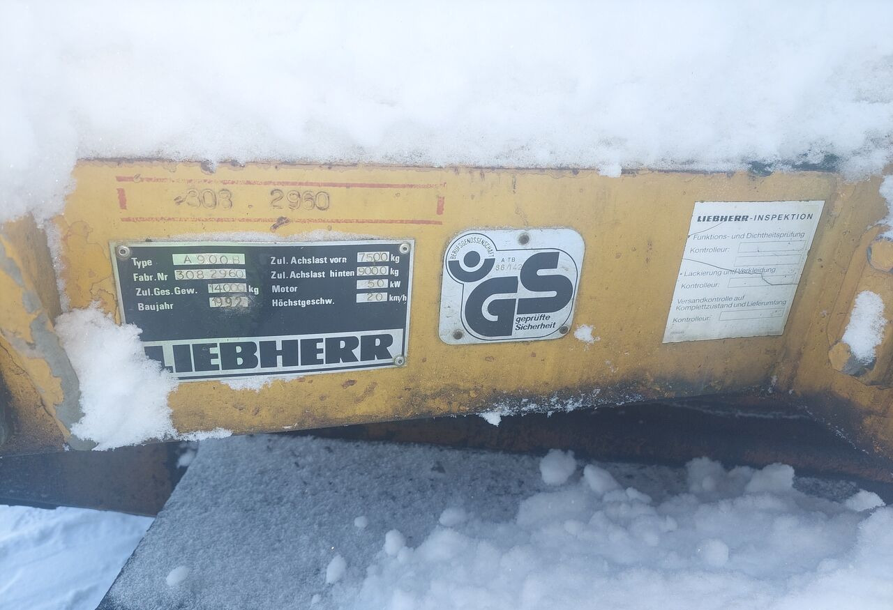 Grävmaskin på däck Liebherr 900A: bild 8