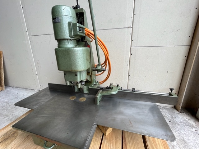 Hang Papierbohrermaschine 136 D - Tryckmaskin: bild 2 Hang Papierbohrermaschine 136 D - Tryckmaskin: bild 2