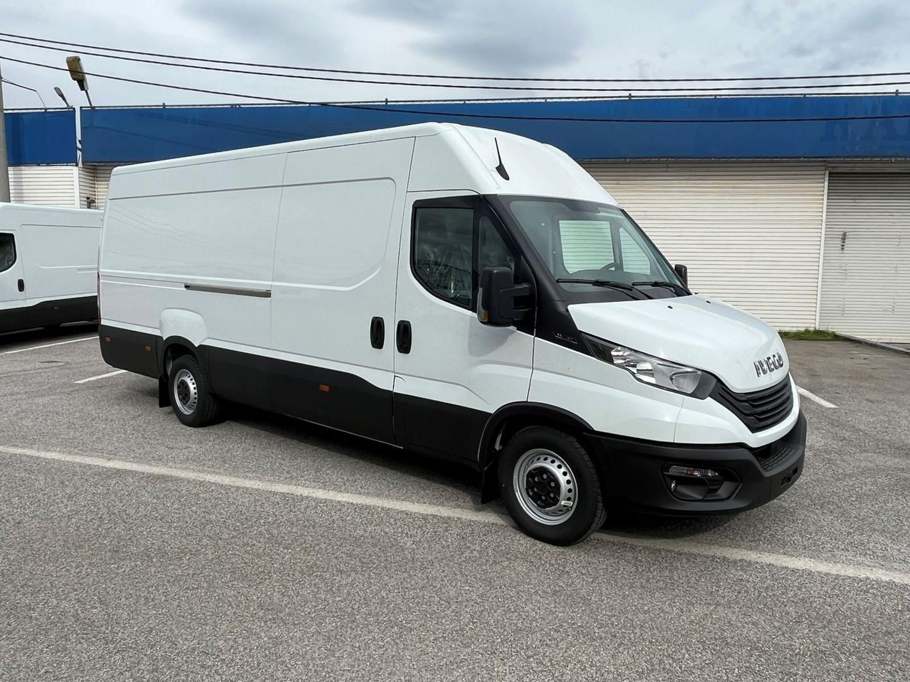 Iveco DAILY VAN, 2,3D 156k, 35S16 V - Skåpbil: bild 3 Iveco DAILY VAN, 2,3D 156k, 35S16 V - Skåpbil: bild 3