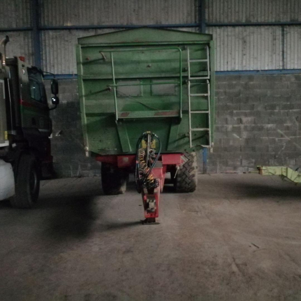 Pronar T, Traktorový náves, 669/1 - Tippvagn för lantbruk: bild 4 Pronar T, Traktorový náves, 669/1 - Tippvagn för lantbruk: bild 4