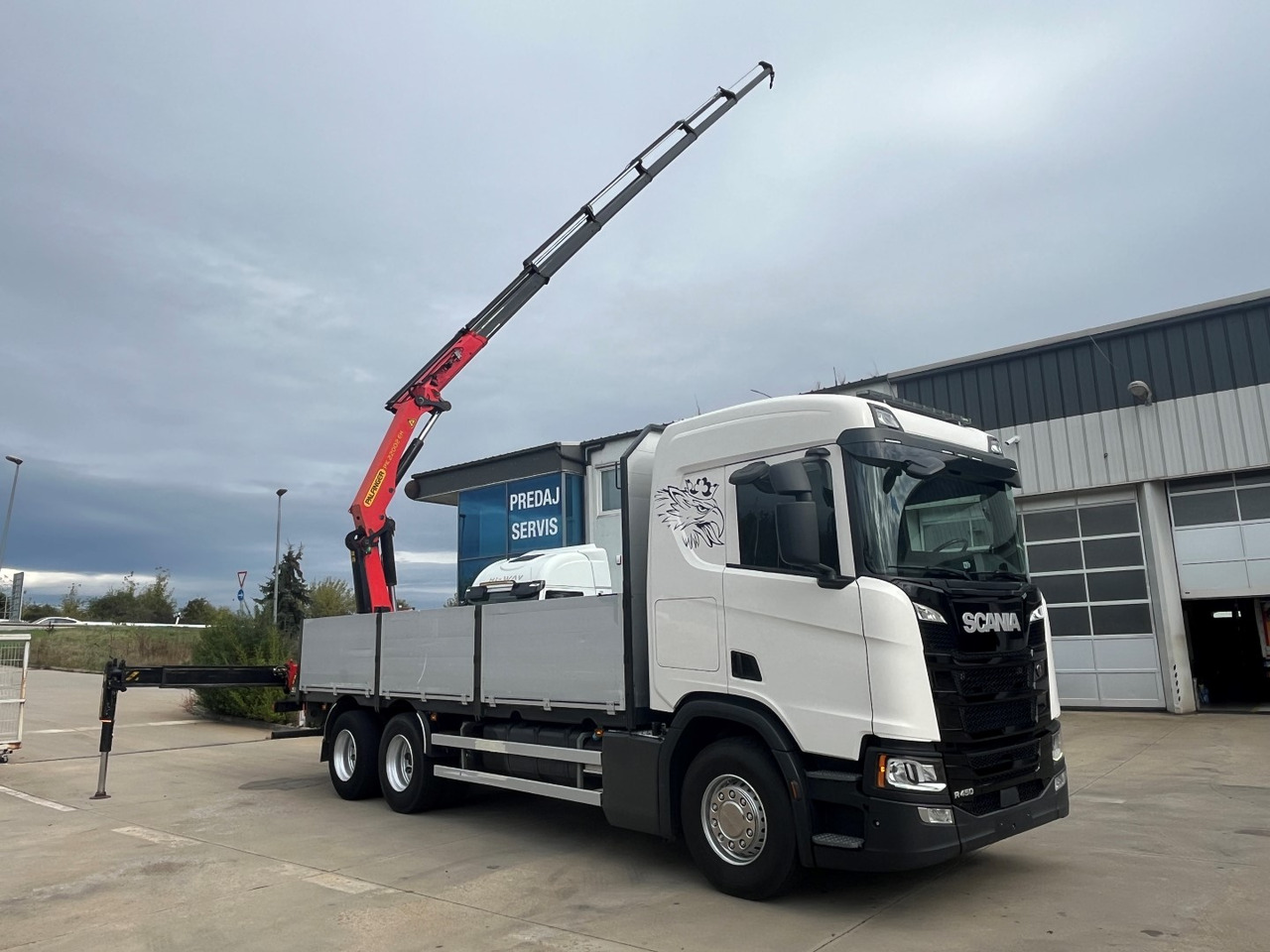 SCANIA R450, 2018, PALFINGER PK 22002 +RC - Flakbil, Kranbil: bild 1 SCANIA R450, 2018, PALFINGER PK 22002 +RC - Flakbil, Kranbil: bild 1
