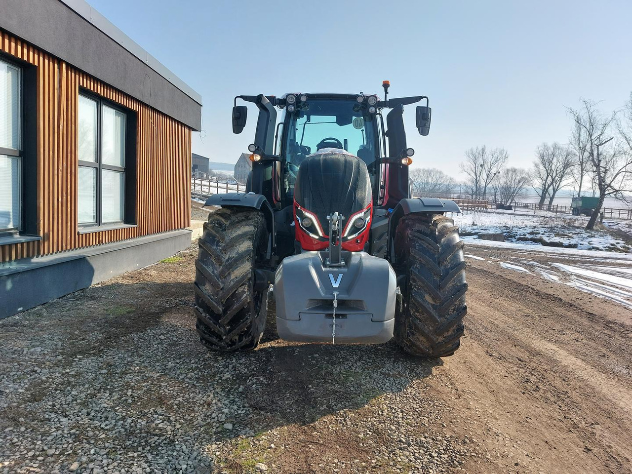 Valtra T, 74 LFTN D5, 235 D - Traktor: bild 3 Valtra T, 74 LFTN D5, 235 D - Traktor: bild 3