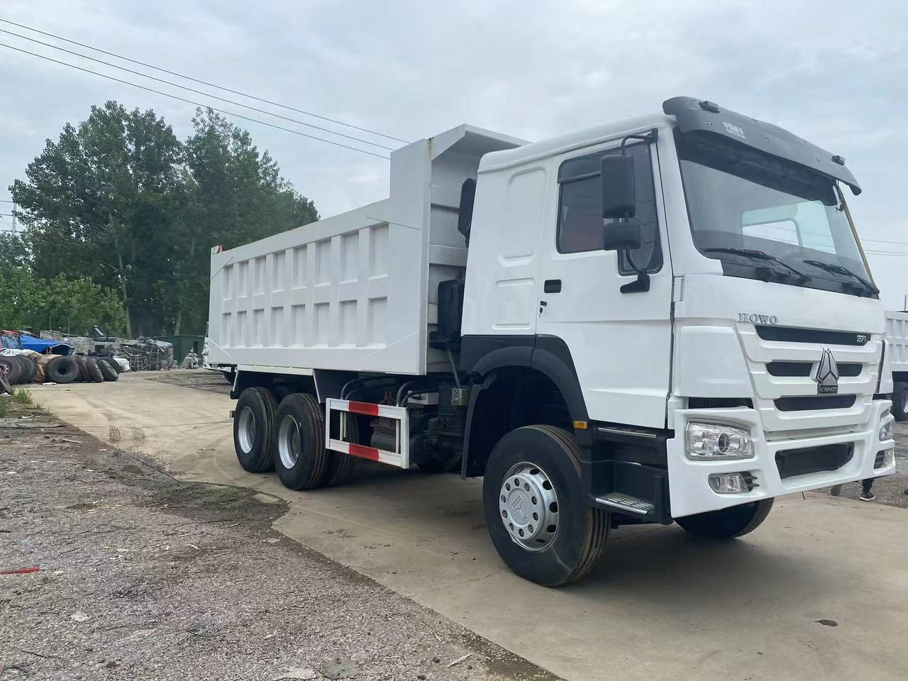 HOWO 371 - Byggmaskiner: bild 4 HOWO 371 - Byggmaskiner: bild 4