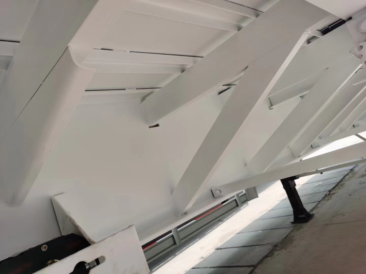 JSIE JSIE9400PBB - Containerbil/ Växelflak semitrailer: bild 3 JSIE JSIE9400PBB - Containerbil/ Växelflak semitrailer: bild 3