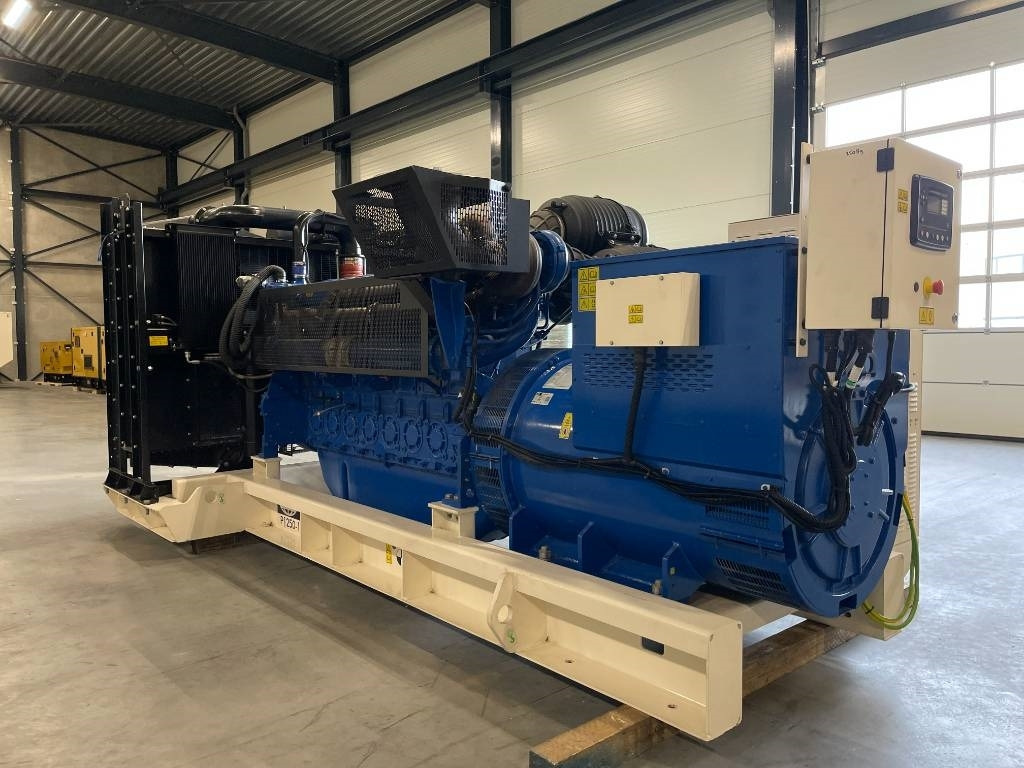 FG Wilson P1250-1 - 1250 kVA Surplus Genset - DPX-25089 - Elgenerator: bild 3 FG Wilson P1250-1 - 1250 kVA Surplus Genset - DPX-25089 - Elgenerator: bild 3