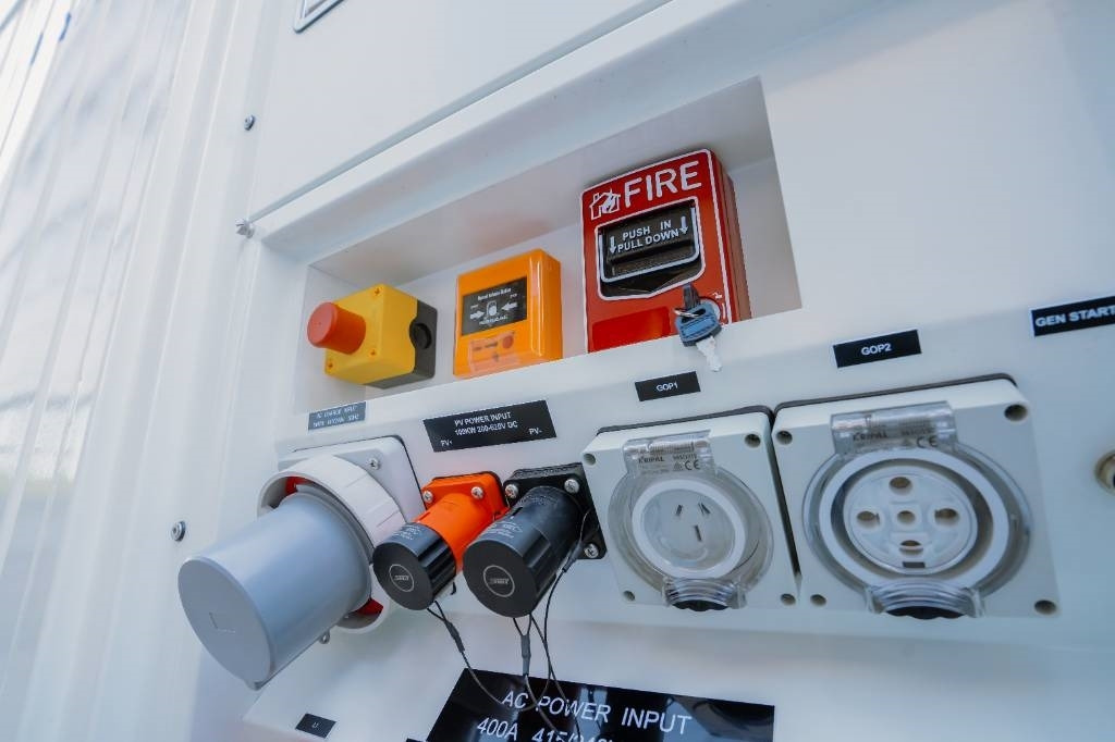 PES500 Hybrid Energy System - 500 kVA - 576 kWh  - Elgenerator: bild 5 PES500 Hybrid Energy System - 500 kVA - 576 kWh  - Elgenerator: bild 5