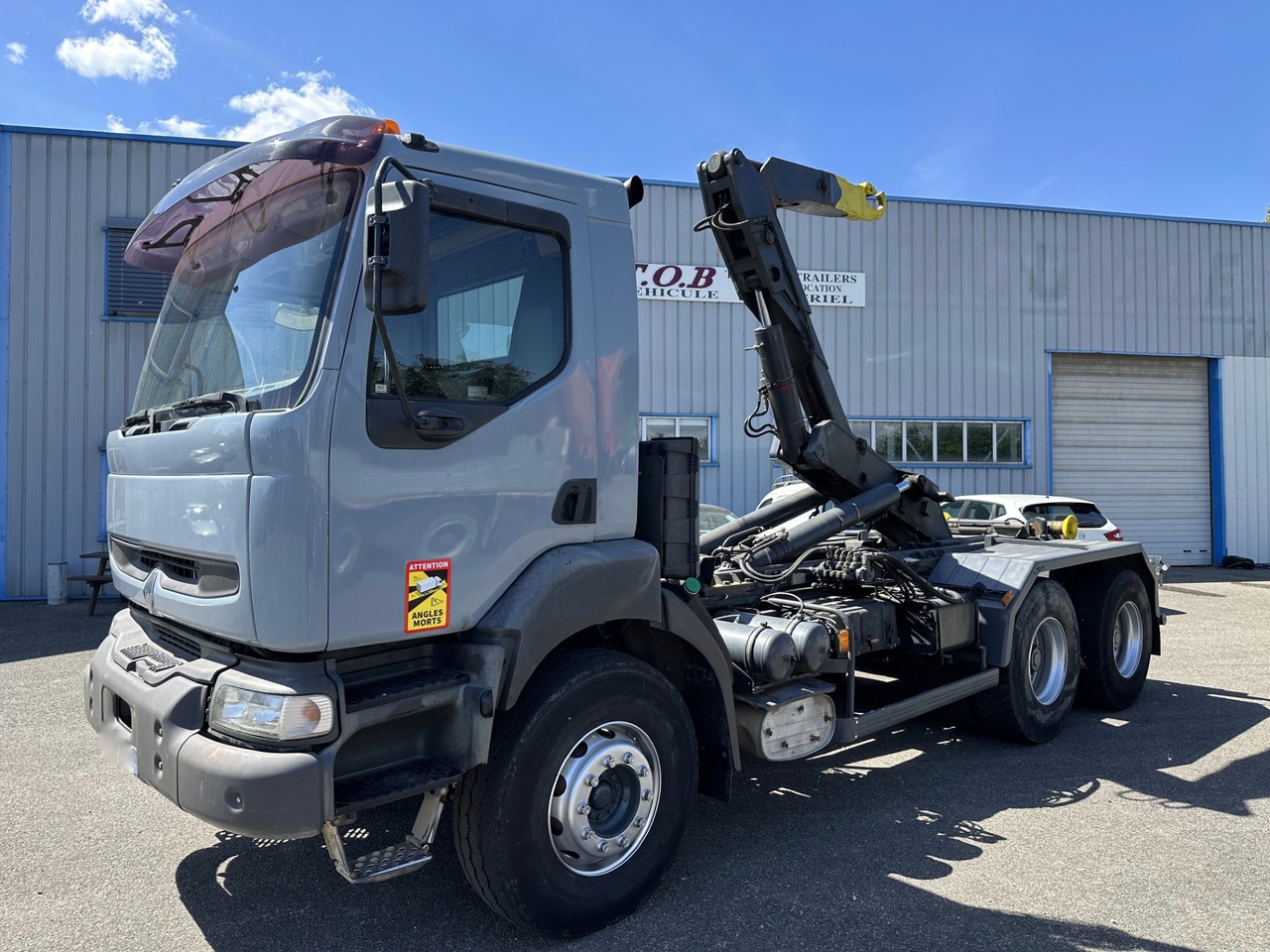 RENAULT KERAX 370 DCI - Lastväxlare lastbil: bild 5 RENAULT KERAX 370 DCI - Lastväxlare lastbil: bild 5