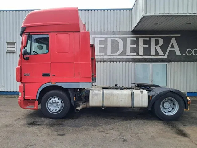 DAF XF 105 460 , Manual Gearbox , PTO , Tipper Hydraulics , Airco , Superspace Cab - Dragbil: bild 2 DAF XF 105 460 , Manual Gearbox , PTO , Tipper Hydraulics , Airco , Superspace Cab - Dragbil: bild 2