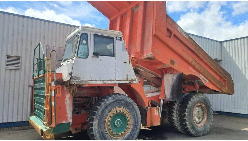 Hitachi Euclid R40C - Terränggående truck: bild 1 Hitachi Euclid R40C - Terränggående truck: bild 1