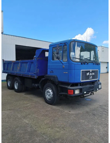 MAN F2000 , 32-322 , 6x4 , ZF Manual , Tipper , Spring Suspension - Tippbil lastbil: bild 4 MAN F2000 , 32-322 , 6x4 , ZF Manual , Tipper , Spring Suspension - Tippbil lastbil: bild 4