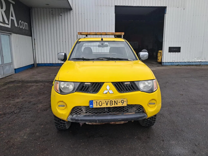 Mitsubishi L200 , 4x4 , 2.5 Di-D , Club cab - Personbil: bild 5 Mitsubishi L200 , 4x4 , 2.5 Di-D , Club cab - Personbil: bild 5