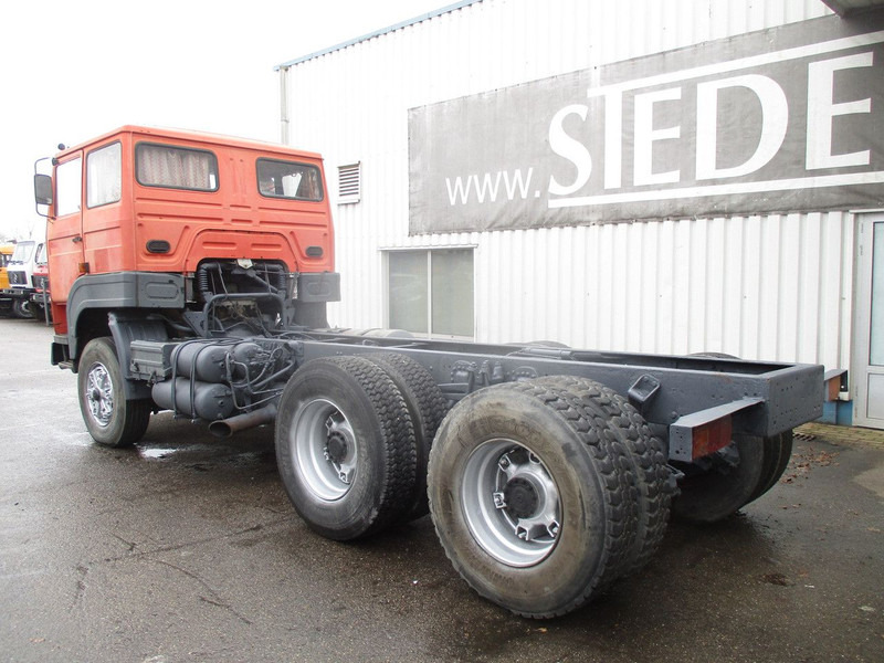 Volvo F7 , 6x4 , Manual , Euro 1 , Telma Retarder , Spring suspension - Chassi lastbil: bild 5 Volvo F7 , 6x4 , Manual , Euro 1 , Telma Retarder , Spring suspension - Chassi lastbil: bild 5