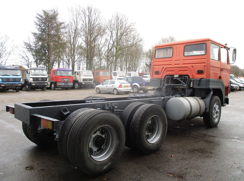 Volvo F7 , 6x4 , Manual , Euro 1 , Telma Retarder , Spring suspension - Chassi lastbil: bild 3 Volvo F7 , 6x4 , Manual , Euro 1 , Telma Retarder , Spring suspension - Chassi lastbil: bild 3