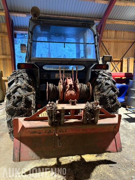 1980 Ford Reparasjonsobjekt - Traktor: bild 5 1980 Ford Reparasjonsobjekt - Traktor: bild 5