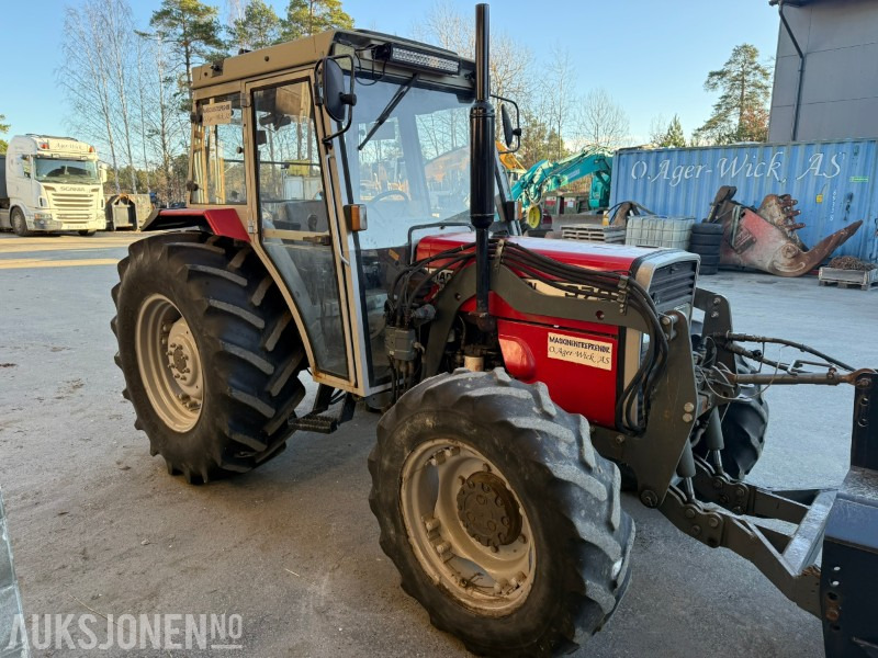 1991 Massey Ferguson 372 4x4 FRONTHYDRAULIKK/SKJÆR - Traktor: bild 5 1991 Massey Ferguson 372 4x4 FRONTHYDRAULIKK/SKJÆR - Traktor: bild 5