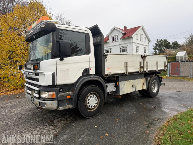 2001 Scania P94GB4X2NZ260 TIPPBIL. - Tippbil lastbil: bild 1 2001 Scania P94GB4X2NZ260 TIPPBIL. - Tippbil lastbil: bild 1