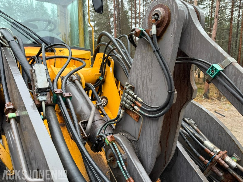 Hjullastare 2002 Volvo L70D Hjullaster – Hydraulisk HK-feste – 3 og 4. funksjon: bild 16 Hjullastare 2002 Volvo L70D Hjullaster – Hydraulisk HK-feste – 3 og 4. funksjon: bild 16