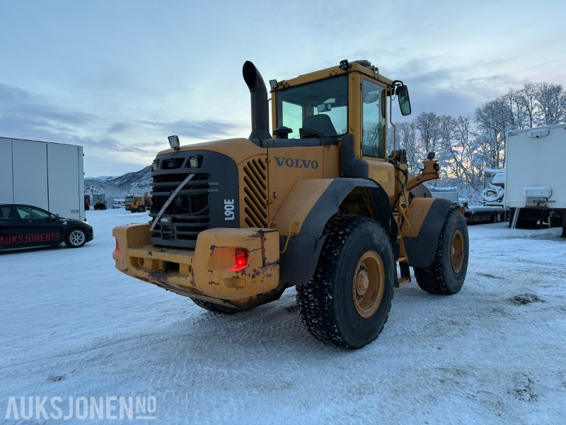 2004 Volvo L90E - Sentralsmøring - Ny motor - Hjullastare: bild 5 2004 Volvo L90E - Sentralsmøring - Ny motor - Hjullastare: bild 5