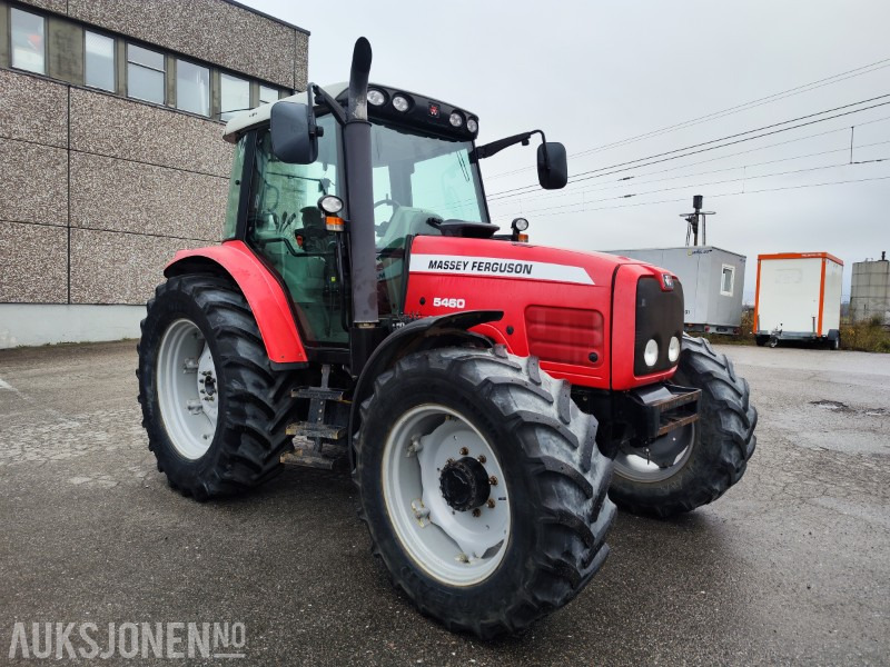 Traktor 2006 Massey Ferguson 5460 – 4471 timer – Velholdt traktor i god stand: bild 1