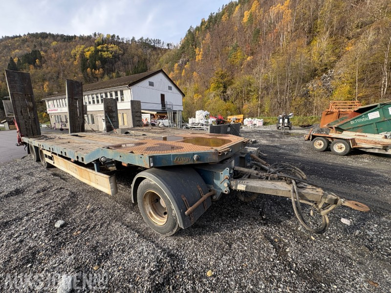2007 Damm 3-akslet maskinhenger - EU godkjent til 28.05.2026 - Låg lastare trailer: bild 2 2007 Damm 3-akslet maskinhenger - EU godkjent til 28.05.2026 - Låg lastare trailer: bild 2