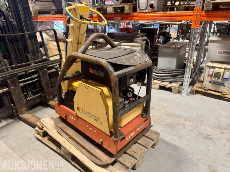 2007 Dynapac LG500 Vibroplate - Entreprenadutrustning: bild 4 2007 Dynapac LG500 Vibroplate - Entreprenadutrustning: bild 4