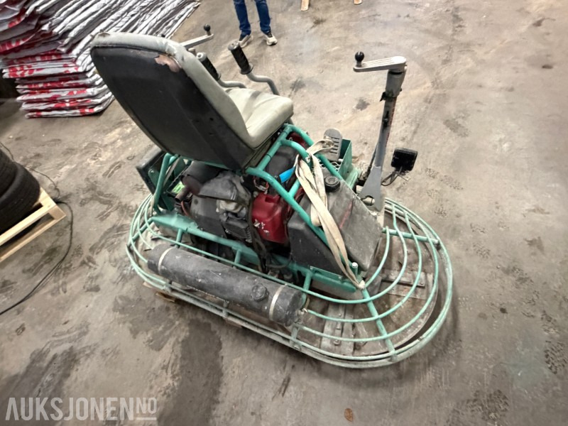 2007 Whiteman JWN glattemaskin 90 cm - Entreprenadutrustning: bild 5 2007 Whiteman JWN glattemaskin 90 cm - Entreprenadutrustning: bild 5