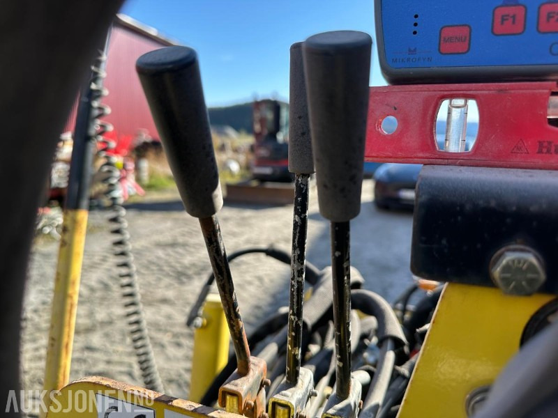 Entreprenadutrustning 2008 Laser Grader Høvel med maskinstyring og laser: bild 10 Entreprenadutrustning 2008 Laser Grader Høvel med maskinstyring og laser: bild 10