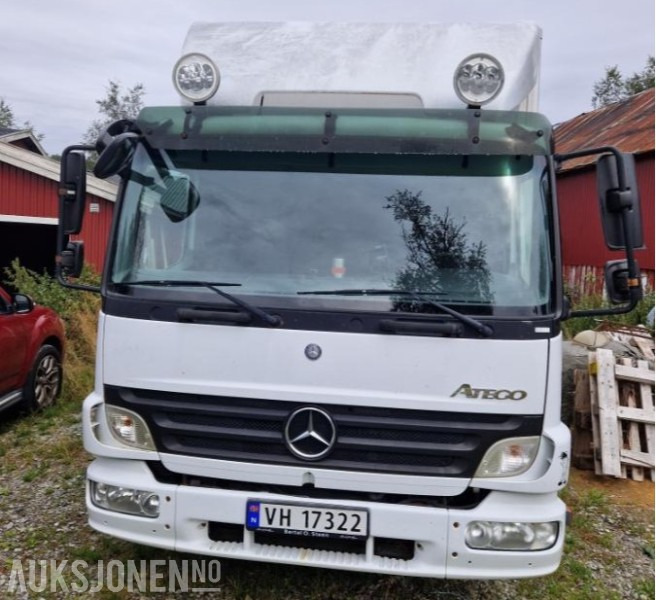 2009 Mercedes-Benz ATEGO 818L todelt skap Bodel Hengerfeste - Lastbil med skåp: bild 5 2009 Mercedes-Benz ATEGO 818L todelt skap Bodel Hengerfeste - Lastbil med skåp: bild 5