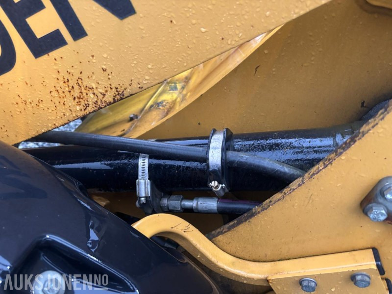 Hjullastare 2010 CAT 906H HJULLASTER. 1596TIMER. SKUFFE. TELLEFSDAL VPL PLOG. HOLMS FEIEKOST. CAT PALLEGAFFLER: bild 42 Hjullastare 2010 CAT 906H HJULLASTER. 1596TIMER. SKUFFE. TELLEFSDAL VPL PLOG. HOLMS FEIEKOST. CAT PALLEGAFFLER: bild 42